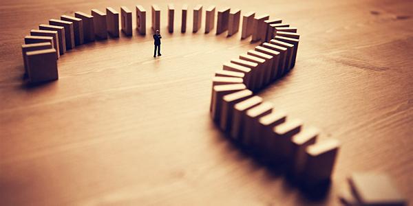 美国将“开闸放水”4万亿？黄金晚盘走势分析